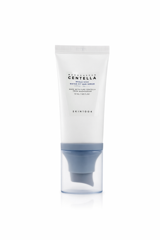 Protector solar SKIN1004 Madagascar Centella Hyalu-Cica Water-Fit Sun Serum SPF50+ PA++++ con textura ligera e hidratante